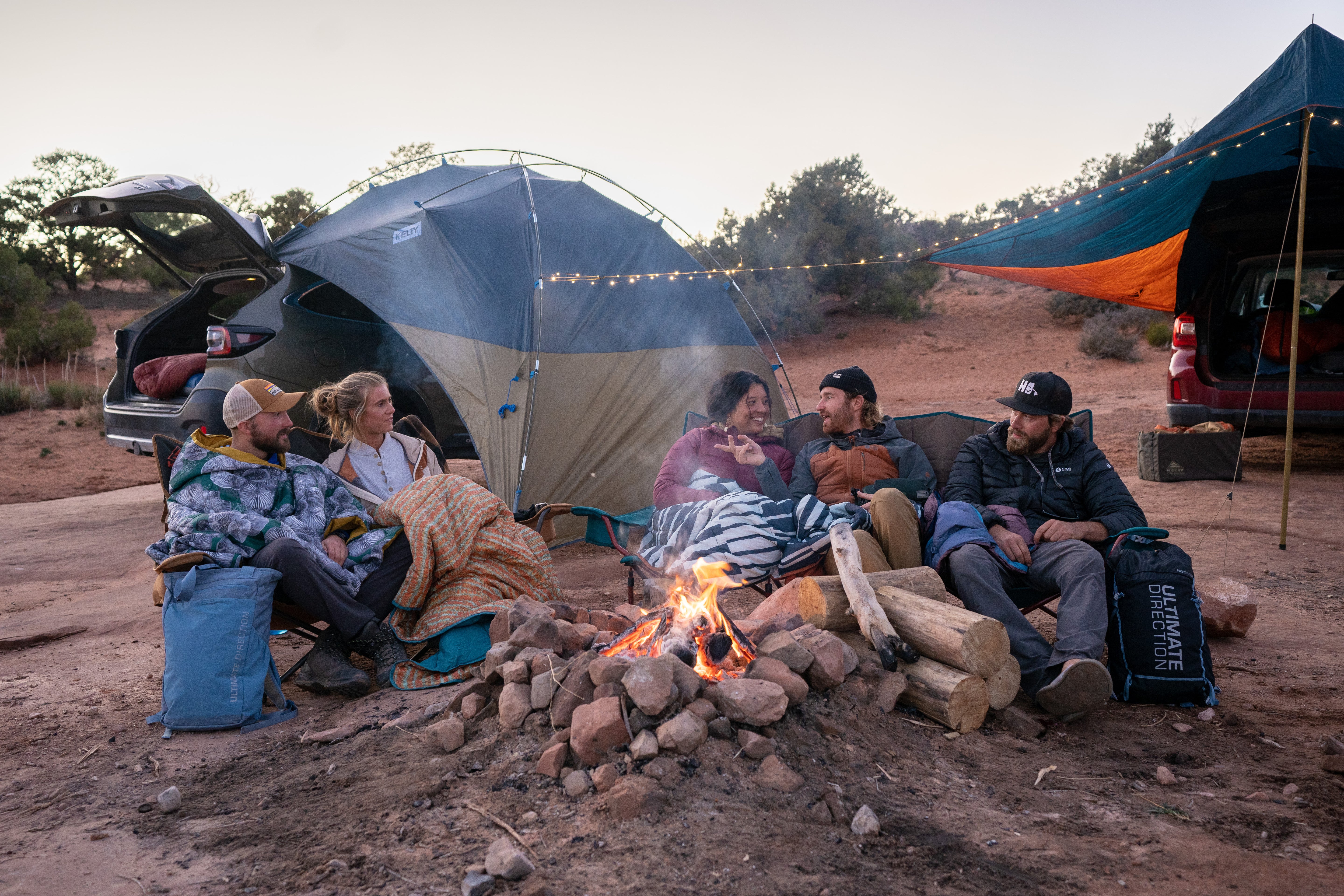 Kelty Three Seater Lowdown Couch in Deep Lake/Fallen Rock