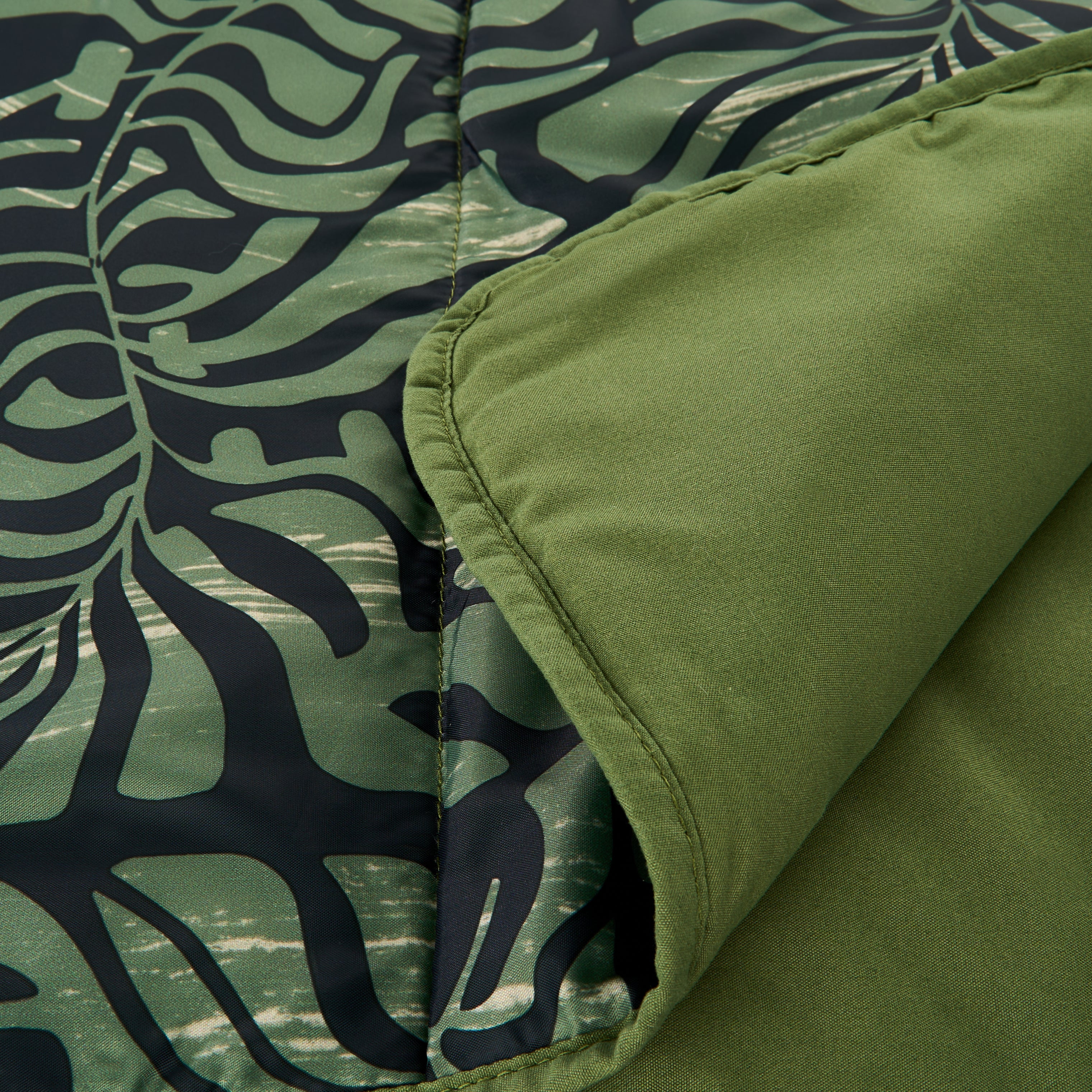 Kelty Biggie Blanket in Fern