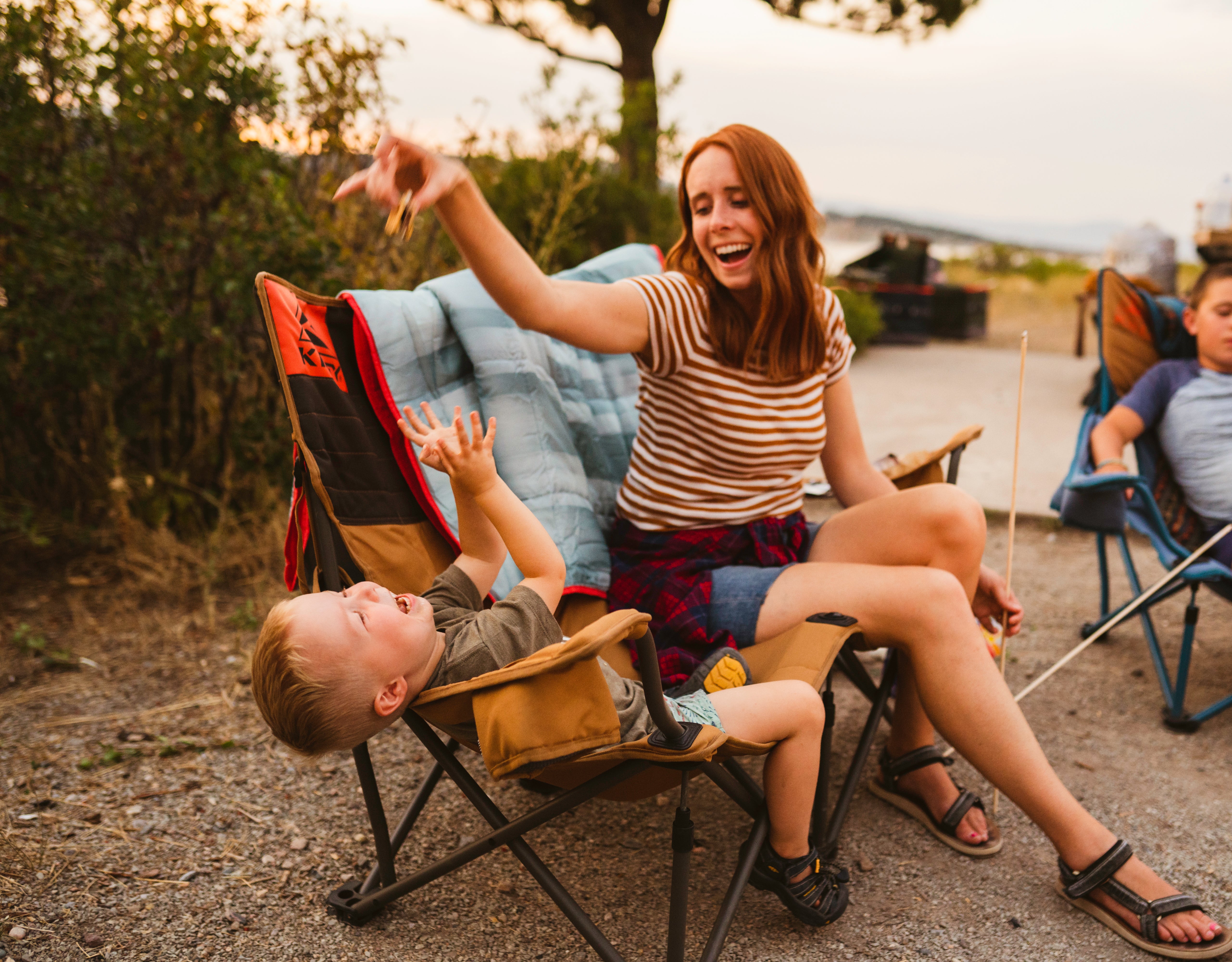 Kelty Low-Loveseat Double Camping Chair in Deep Lake/Fallen Rock