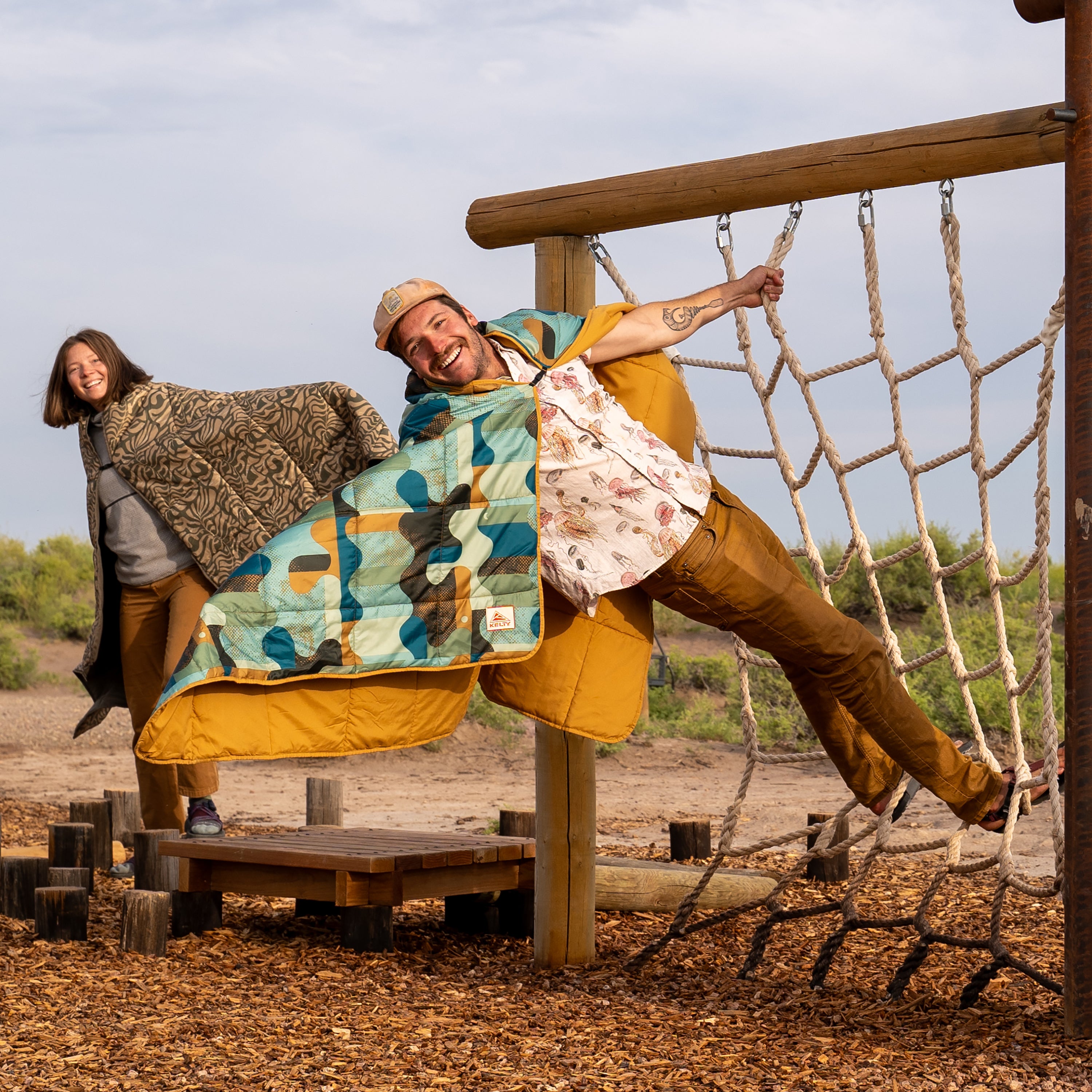 KELTY BESTIE BLANKET GEO NATURAL